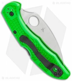 Spyderco Salt 2 Wharncliffe Lockback Knife Green FRN (3" Serr) C88FSWCGR2 -Kershaw Sales Shop Spyderco Salt 2 Wharncliffe LB Green FRN Serr C88FSWCGR2 BHQ 121032 jr side